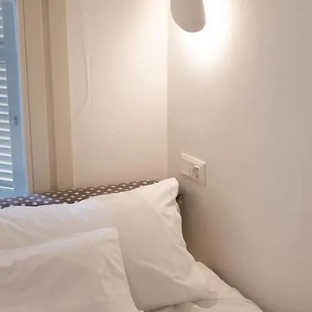 Apartament Syros 1905 *